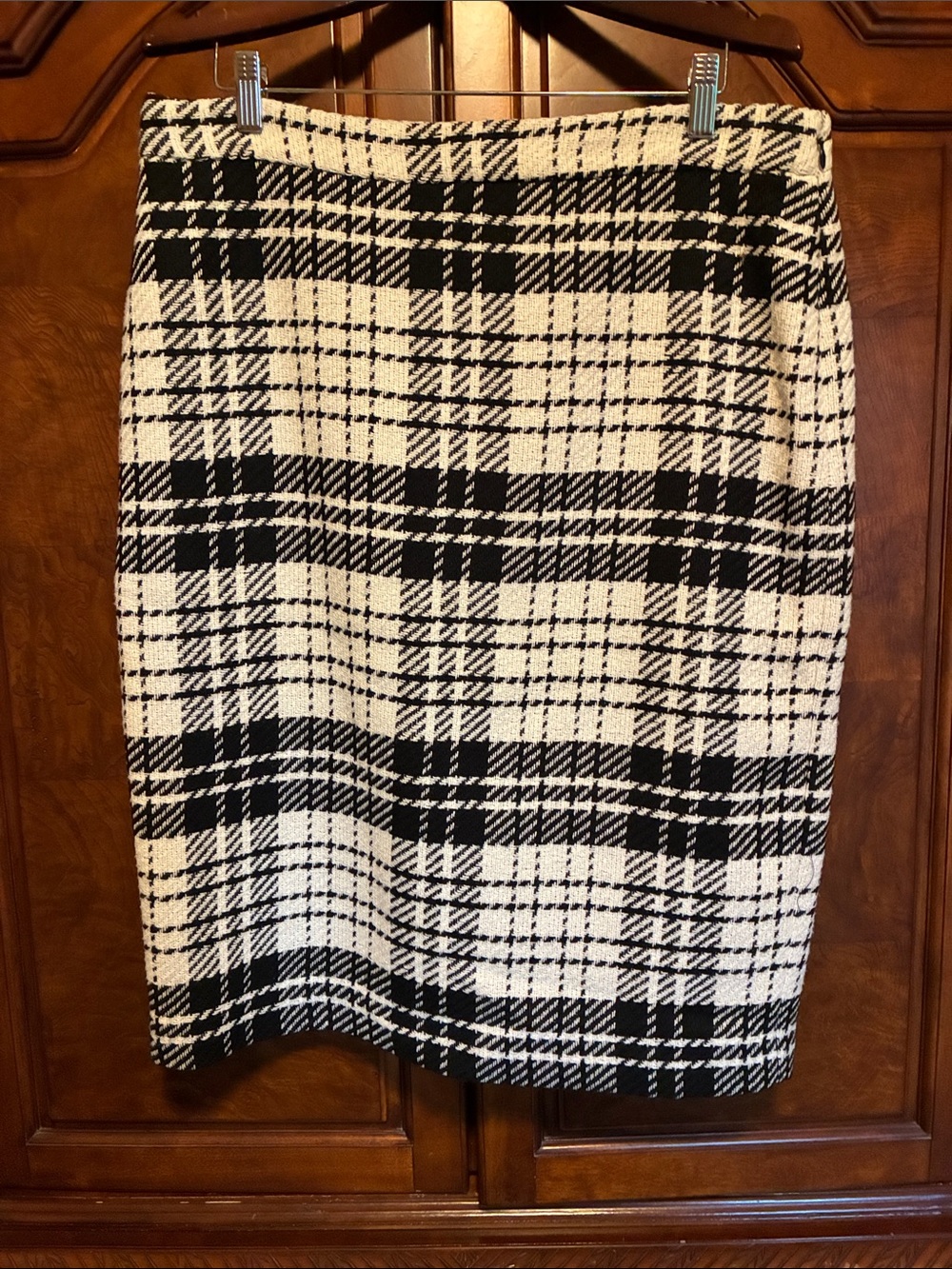 Talbots Black and White Twill Plaid Pencil Skirt Size 16 - Picture 2 of 8